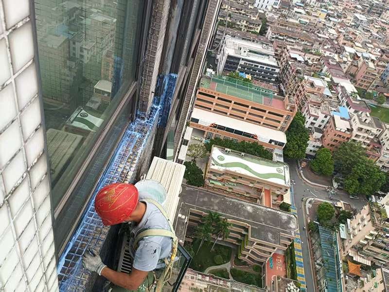 外墻滲水到內(nèi)墻維修